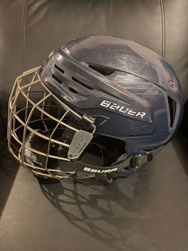 Navy Blue Bauer Re-Akt 85 Helmet Medium Used with cage