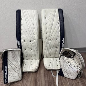 34"+2 Hellebuyck True L20.2 Regular Goalie Full Set Pro Stock (Used)