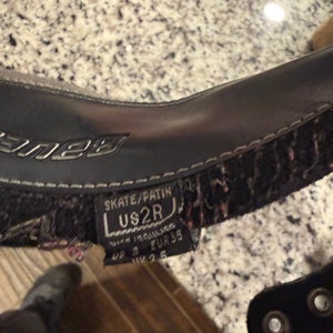 Bauer Pantera Hockey Skates Regular Width Size 2 (Used)