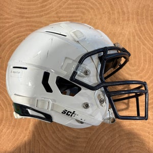 Youth Medium Schutt F7 LX1 Helmet (Used)