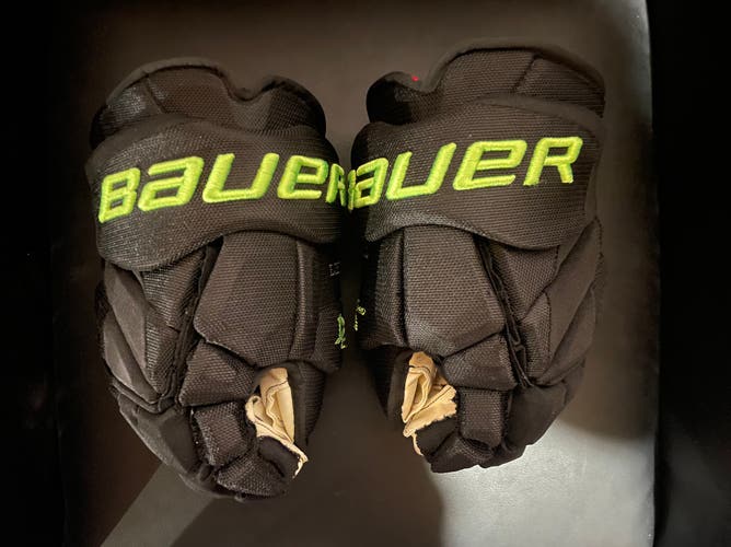Dallas Stars Blackout Black Bauer Vapor 1X Pro Gloves 14" Yellow Pro Stock Lindell Lime Green