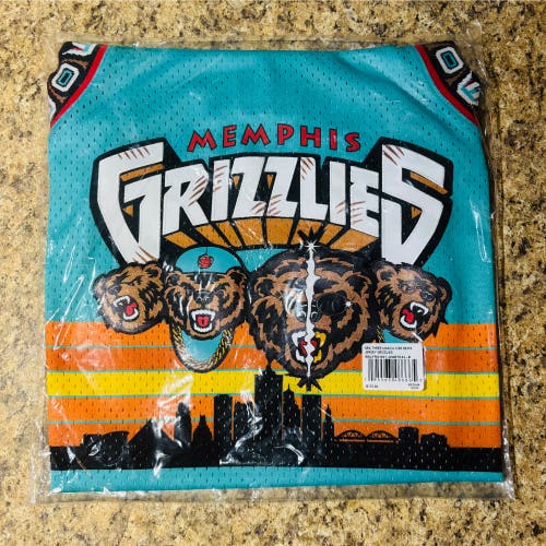 Three 6 Mafia X Memphis Grizzlies Mitchell & Ness Swingman Jersey Size M