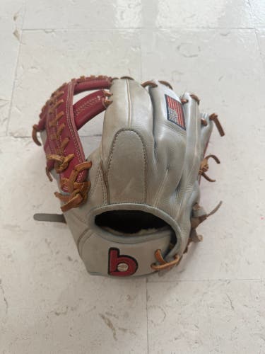 Next Play LH Outfield Baseball Glove 11.75" (Used)