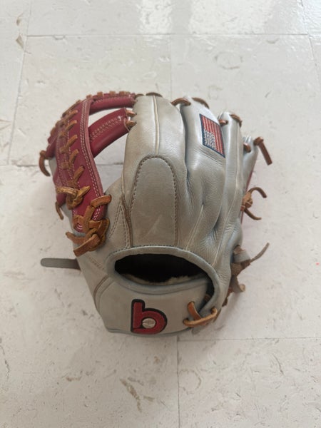 Next Play LH Outfield Baseball Glove 11.75" (Used)