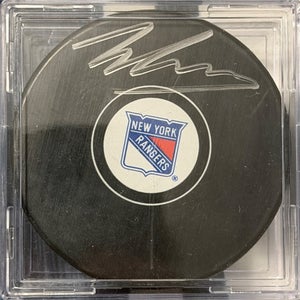 NEW YORK RANGERS #50 WILL CUYLLE SIGNED PUCK AUTHENTICATED (JSA Authentication) In Case