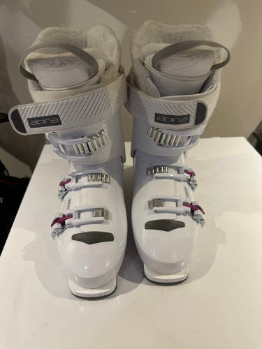 Mondo 26 & 26.5 Women's Alpina Ruby 65 All Mountain Ski Boots Soft Flex (Used)