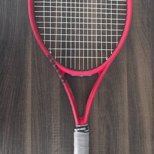 Adult Wilson Clash 100 V2 Tennis Racquet (Used)
