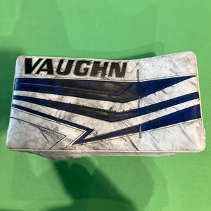 Junior Vaughn Velocity V9 Regular Goalie Blocker