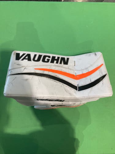 Senior Vaughn Velocity V7 XF Pro Regular Goalie Blocker