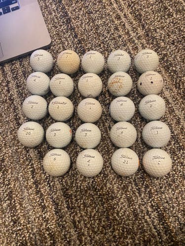 Titleist Pro V1 Balls 24 Pack (2 Dozen) (Used)