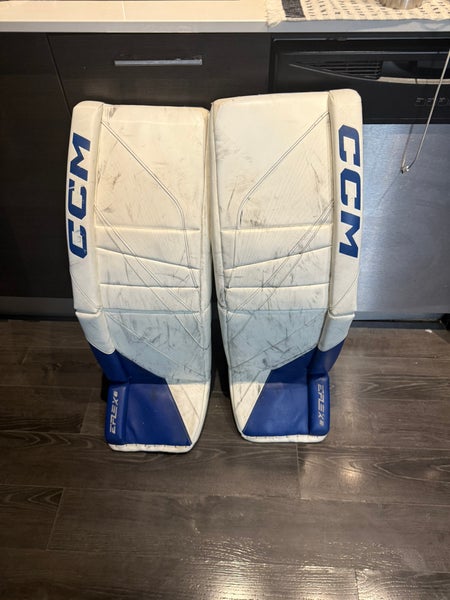 35" 2025 CCM EFlex 6 Goalie Leg Pads Pro Stock (Used)