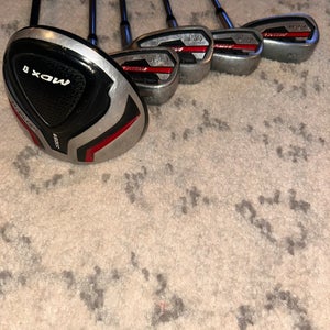 Junior 2022 Right Handed Iron Set Junior (5 Clubs) #7 - #9, PW, GW (Used)