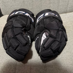 *RARE* CCM Washington Capitals Reverse Retro (Black Screaming Eagle) Pro Stock Jetspeed Gloves.