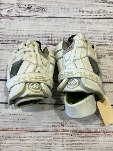 White Goalie Maverik M5 Lacrosse Gloves (Used)