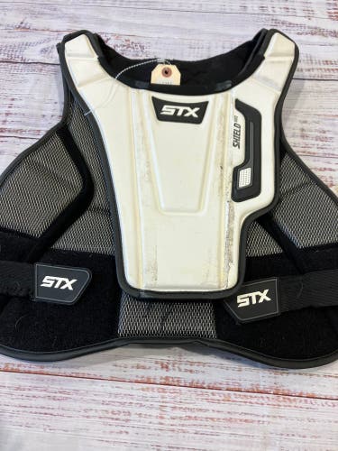 White Medium Adult STX Shield 500 Chest Protector (Used)