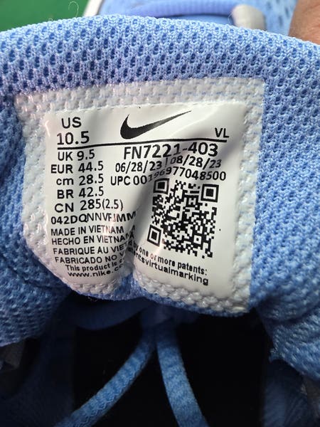 Nike Alpha Huarache Elite 4 Low MCS Baseball Cleats UNC Blue  display picture 1