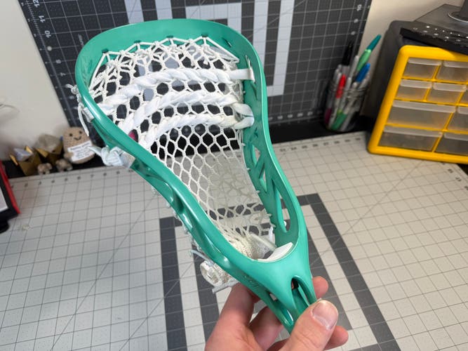 Warrior Warpath Box Pinched Dyed Fresh Wax Mesh Stringing Head (New)
