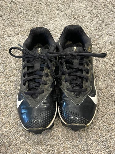 Black Kid's 1Y (Big Kids / Youth) Youth Nike vapor Low Top Molded Cleats (Used)