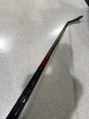 Senior Sher-Wood Rekker Legend Pro Hockey Stick Right Handed PP92 95 Flex (Used)