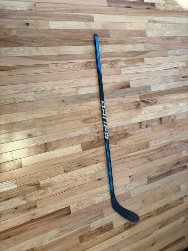 Junior Bauer Nexus Sync Left Hand Hockey Stick P28 40 Flex (Used)
