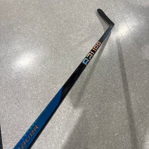 Junior Bauer Nexus Sync Hockey Stick Left Hand P28 40 Flex (Used)