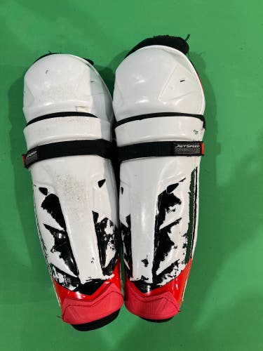 CCM JetSpeed FT485 Shin Pads | 12"