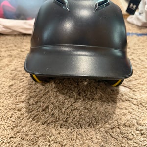 Medium Under Armour UABH100 Batting Helmet (Used)