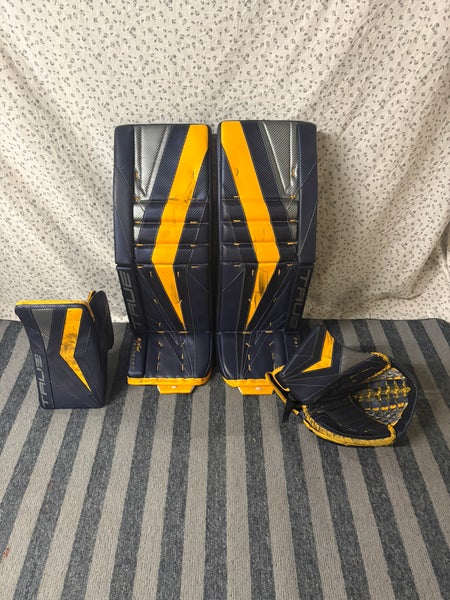 34" 2024 True Catalyst Px3 Regular Goalie Full Set (Used)