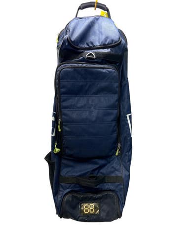 Used Under Armour CATCHER WHEELED BAG BB/SB Player Wheeled Bag Navy Blue 11835-S000205687