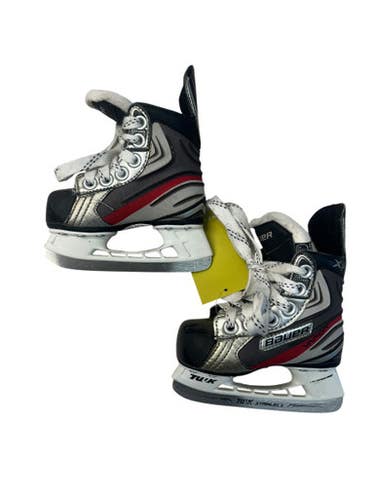 Used Bauer VAPOR X1.0 Youth Hockey Skate Grey And Red Youth 07.0 11835-S000205444