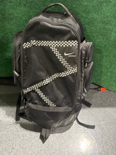 Nike Faceoff Lacrosse Backpack (Used) 25”x16”x14”