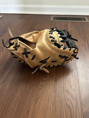 Easton Professional Series RH Catcher's Baseball Glove 34" (Used)