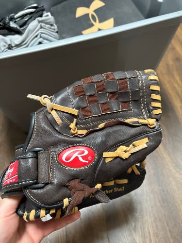 Rawlings Highlight Series RH Baseball Glove 11" (Used)