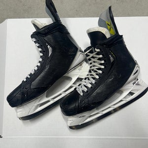Black Bauer Vapor Hyperlite 2 Hockey Skates Regular Width Pro Stock 11 Shotblockers