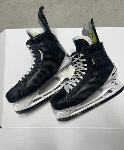 Black Bauer Vapor Hyperlite 2 Hockey Skates Regular Width Pro Stock 11 Shotblockers