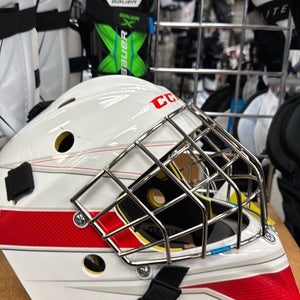 SR CCM AXIS 1.5 GFAXIS (Used) Large White Senior ice hockey goal Goalie Helmet