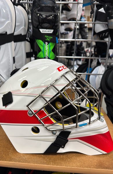SR CCM AXIS 1.5 GFAXIS (Used) Large White Senior ice hockey goal Goalie Helmet