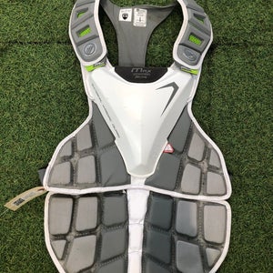White Small/Medium Adult Maverik Max Chest Protector (Used)