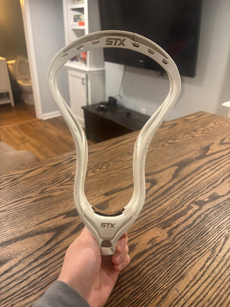 STX Stallion 700 Unstrung Head (Used)