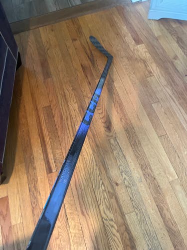 Senior CCM Ribcor Trigger 10 Pro Left Hand Hockey Stick P28 70 Flex (New)