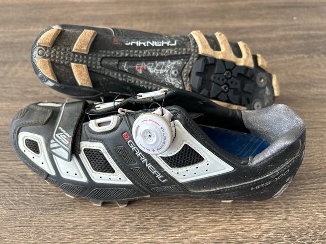 Black Adult Size M 7.5 (W 8.5) Garneau HRS-100 MTB Shoes (Used)