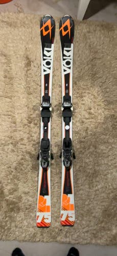 Unisex 2015 Volkl 159 cm All Mountain RTM Skis With Bindings Max Din 10 (Used)