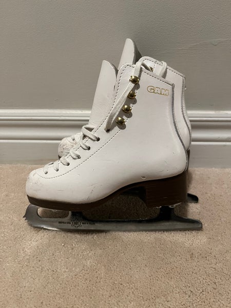 Figure Skates B Junior 11 (Used)