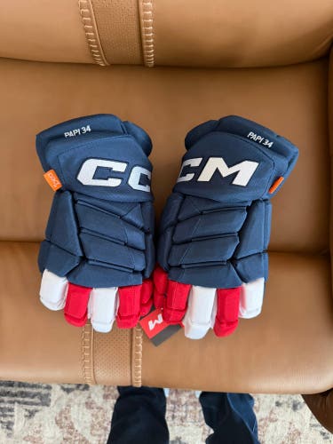 Auston Matthews 4 nations CCM HGPJSXP Gloves 14" Pro Stock (New)