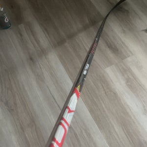 Senior Bauer Flypro Left Hand Hockey Stick P28 77 Flex (Used)
