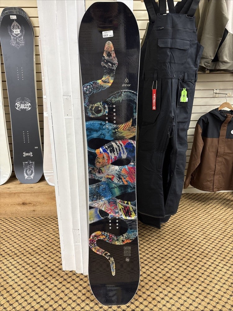 スノーボード 25-26 LIB TECH T.RICE GOLDEN ORCA 157 Lib Tech T. Rice Golden Orca Mens Snowboard 157cm, Directional