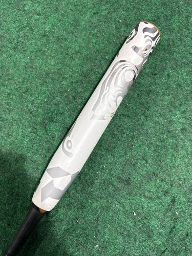White 2023 DeMarini Whisper Composite Bat (-10) Composite 21 oz 31" (Used)
