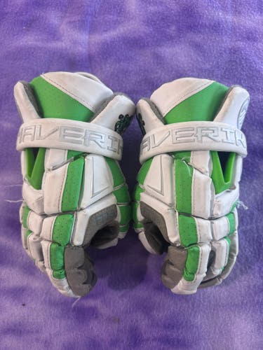 White Maverik M6 Lacrosse Gloves (Used)