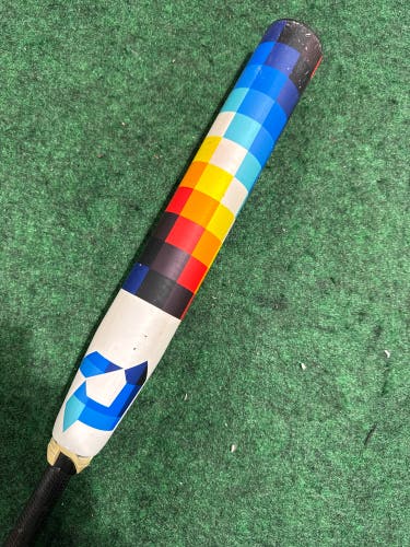 White 2023 DeMarini Prism+ Composite Bat (-10) Composite 21 oz 31" (Used)