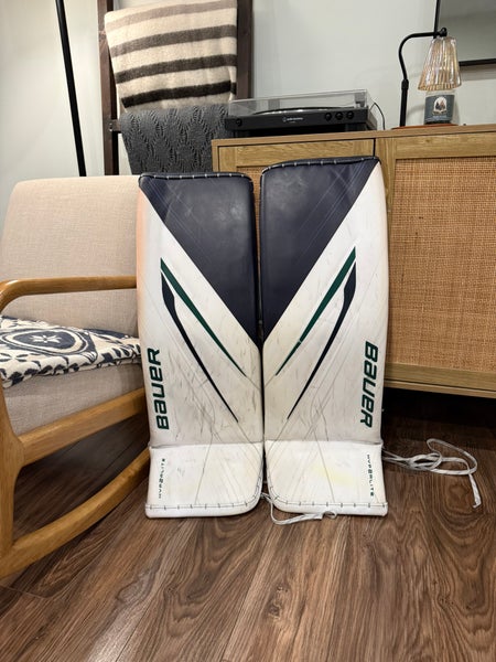 Large 2024 Bauer Vapor Hyperlite 2 Goalie Leg Pads Pro Stock (Used)